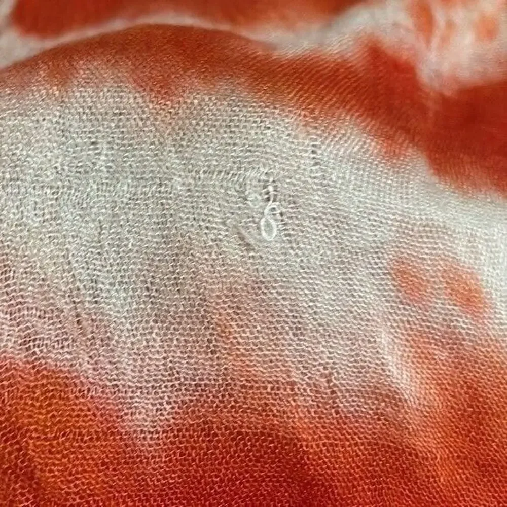 Unknown orange white